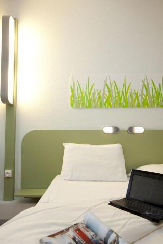 Ibis Budget Carcassonne La Cite Exterior foto